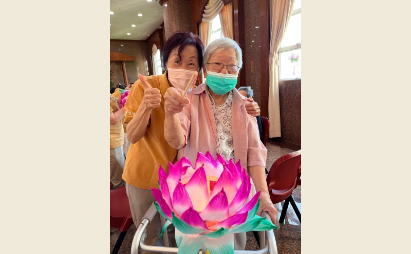 8e559575-aa37-4a51-9739-8472231ffa71